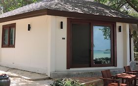 เดอะ ซี เสม็ด บีช รีสอร์ต (SHA Extra Plus)